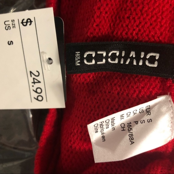 🆕Divided by H&M Sweater Sequin Red Christmas - Picture 5 of 6